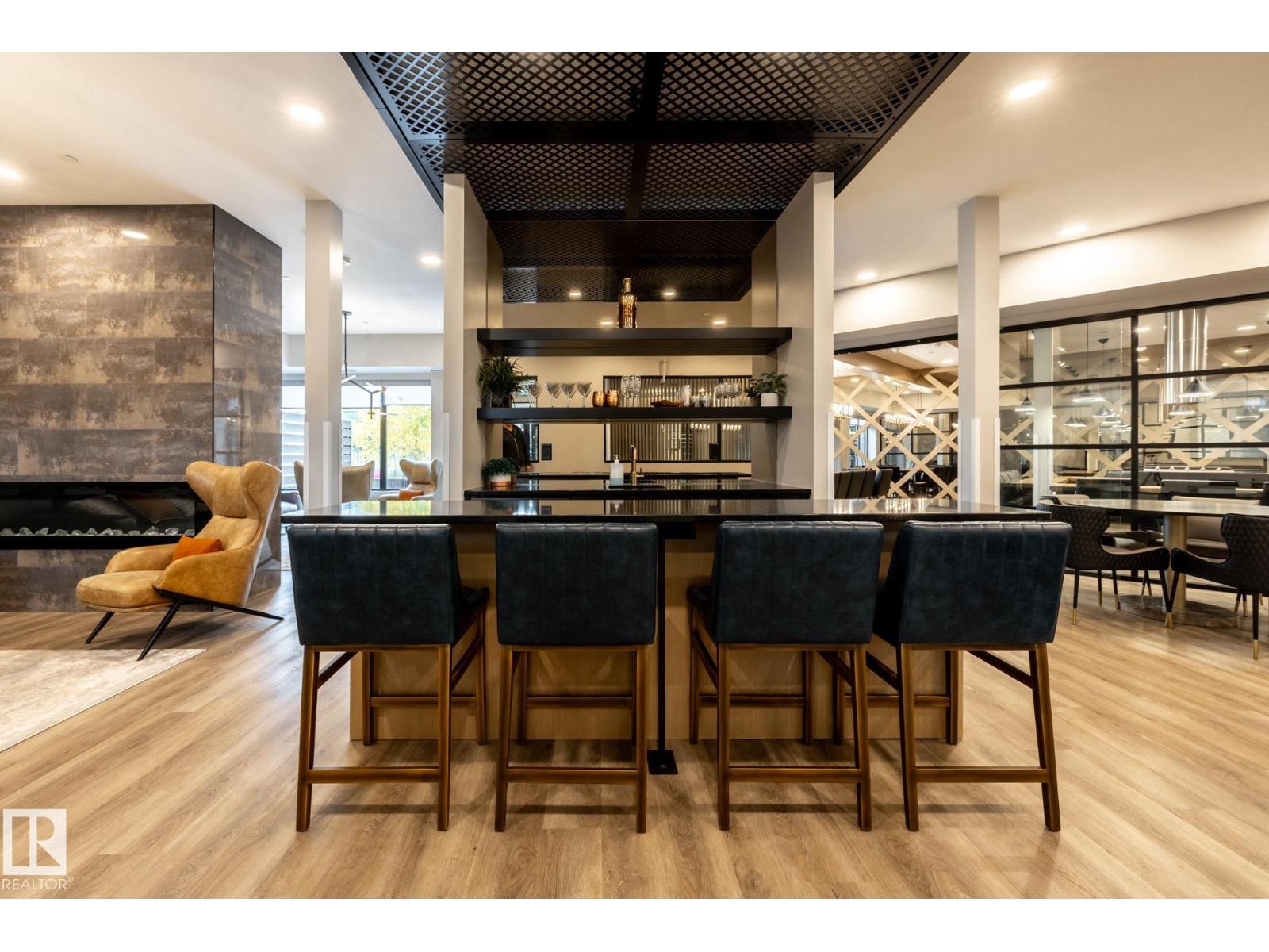 7471 May Common NW, Edmonton