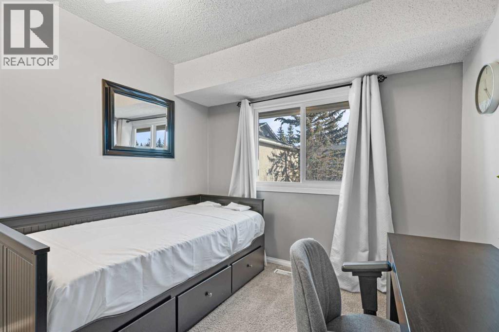 Single Family House for Sale in   Ranchview Drive NW Ranchlands Calgary 