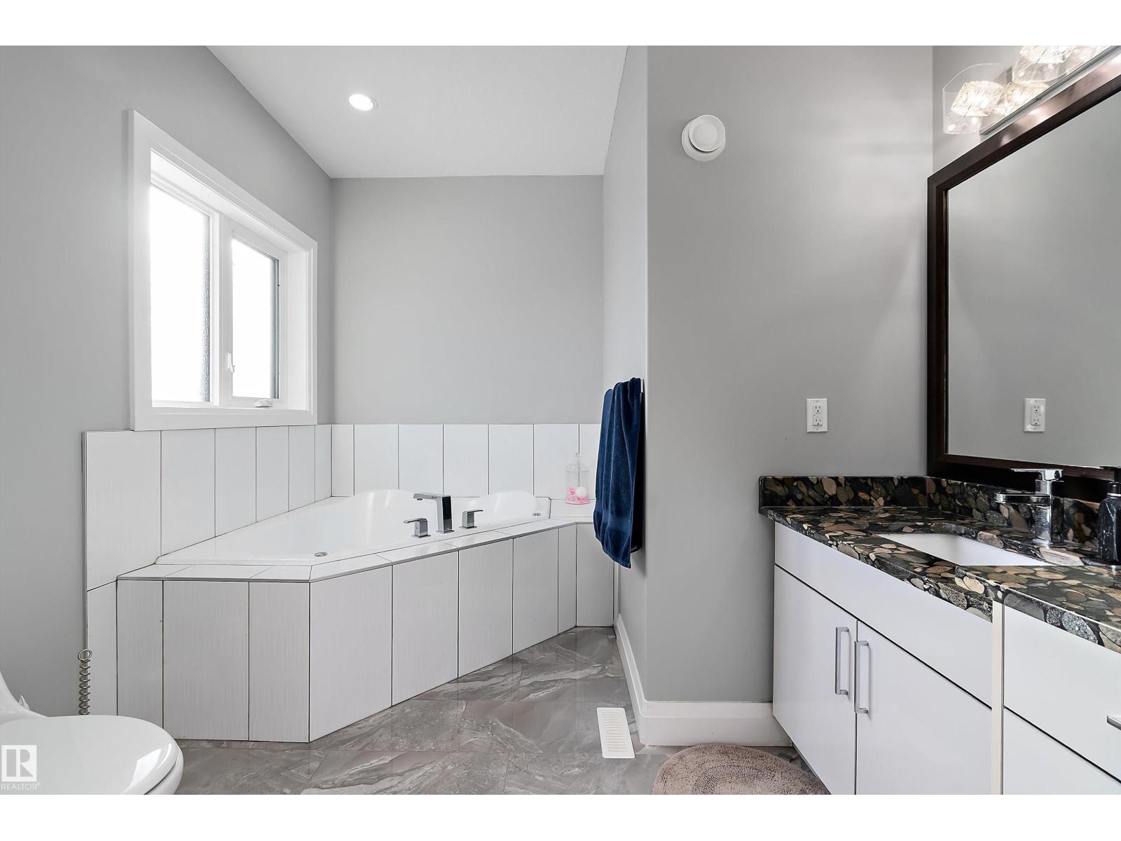 16423 132 ST NW, Edmonton