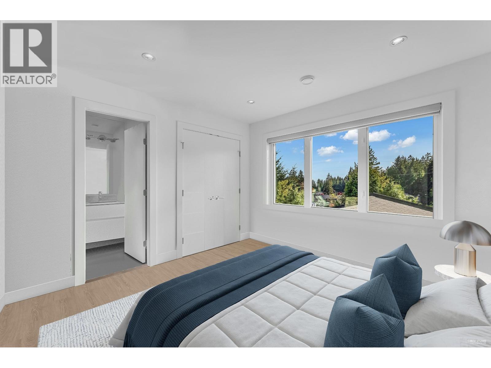 4399 HIGHLAND BOULEVARD, North Vancouver