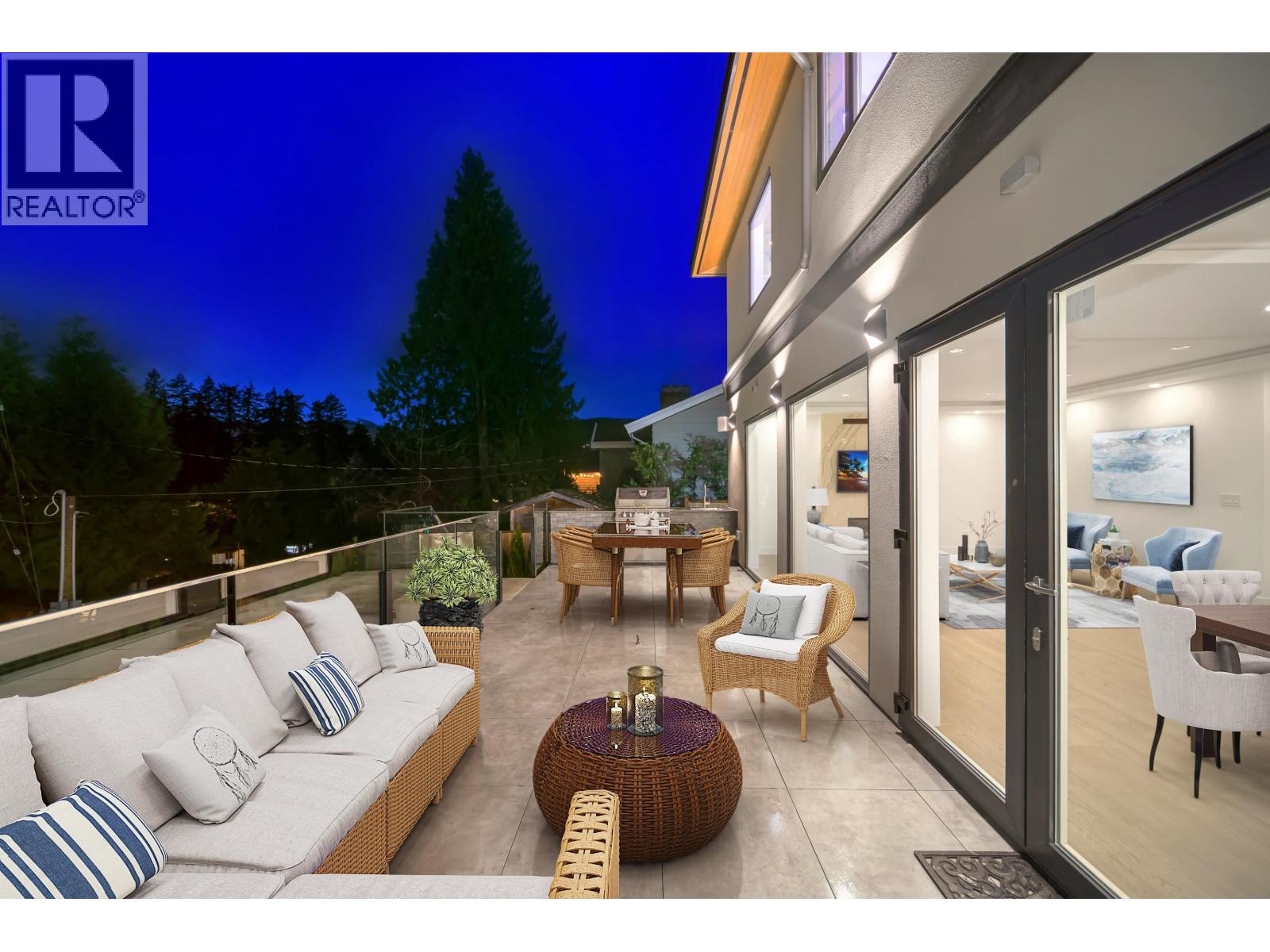 4399 HIGHLAND BOULEVARD, North Vancouver
