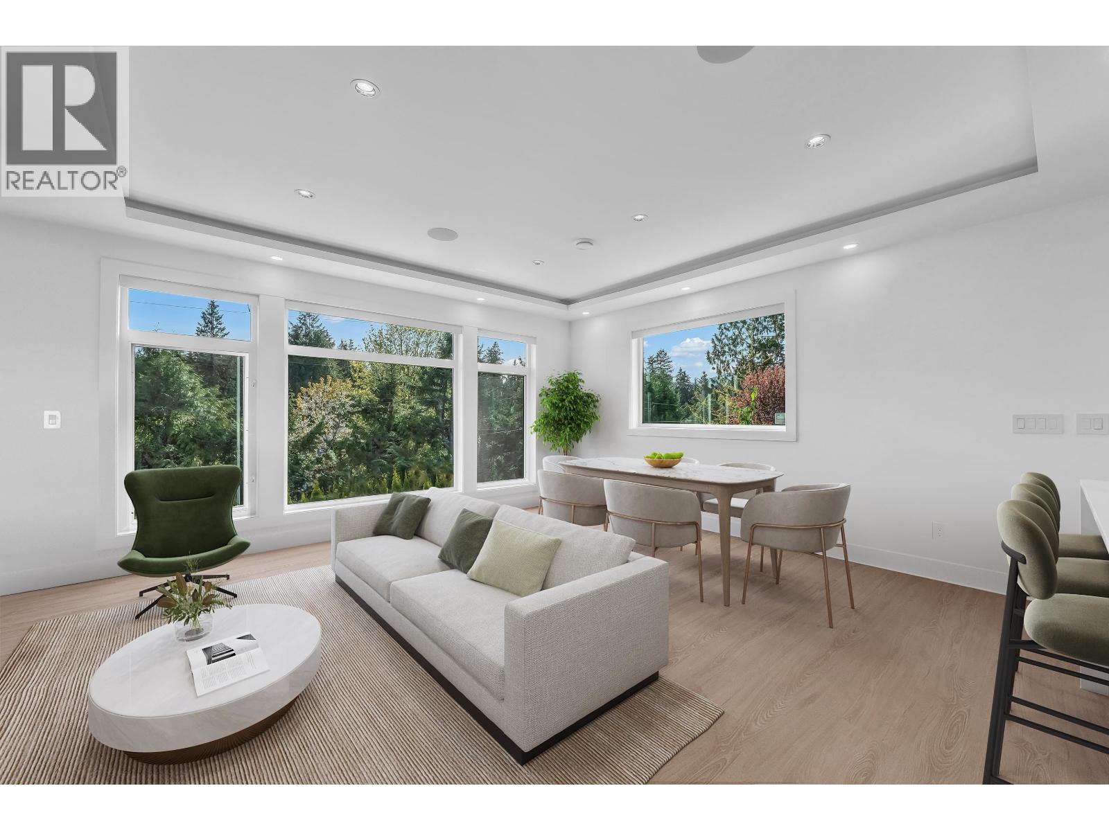 4399 HIGHLAND BOULEVARD, North Vancouver