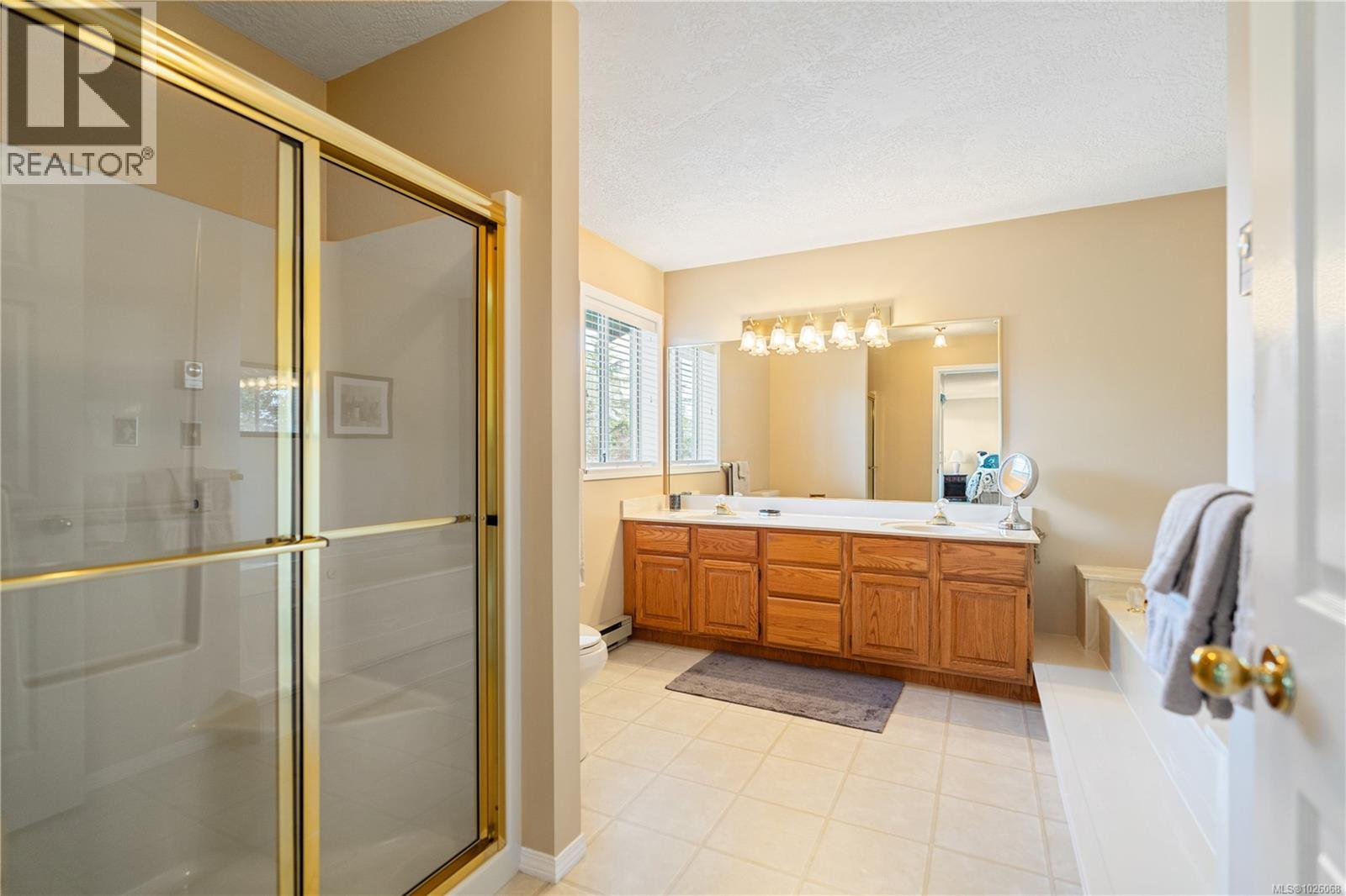  4381 Parkwood Terrace, Saanich