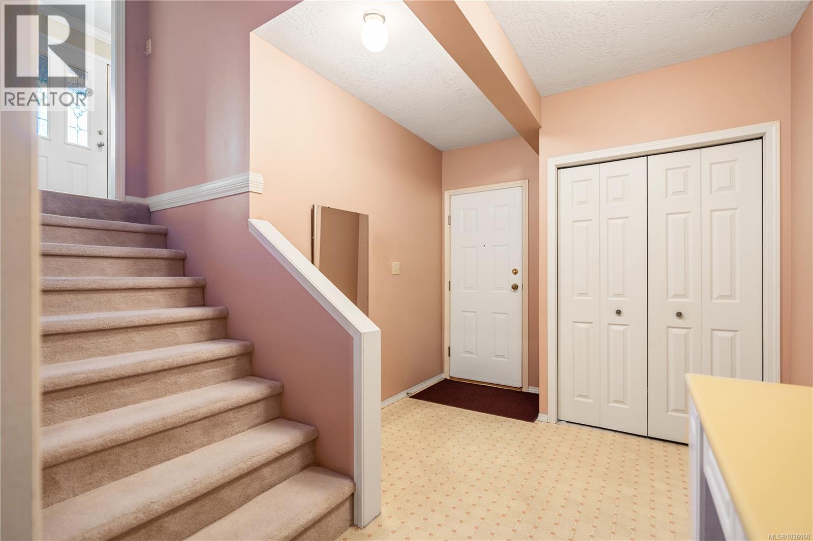  4381 Parkwood Terrace, Saanich