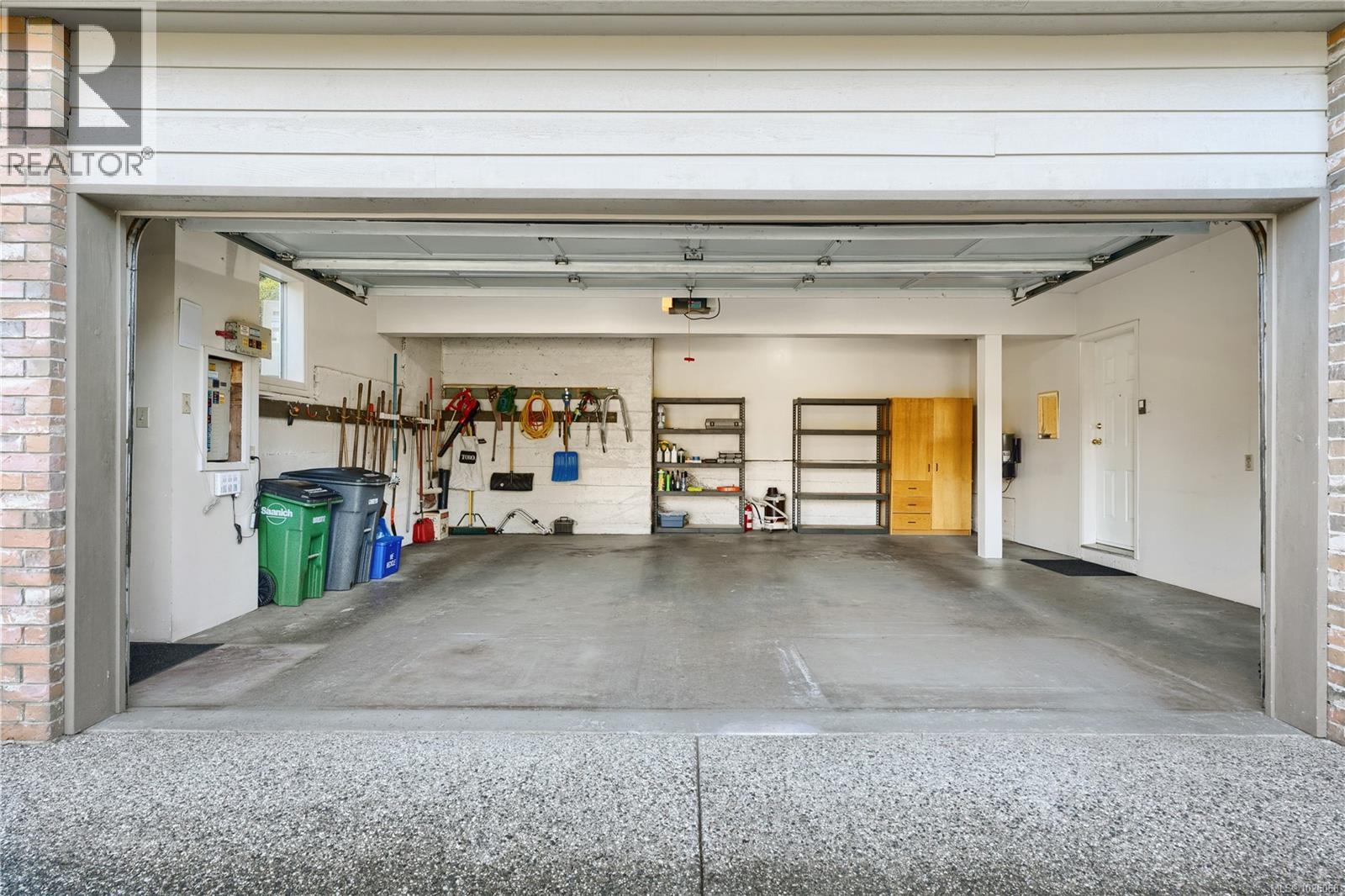  4381 Parkwood Terrace, Saanich