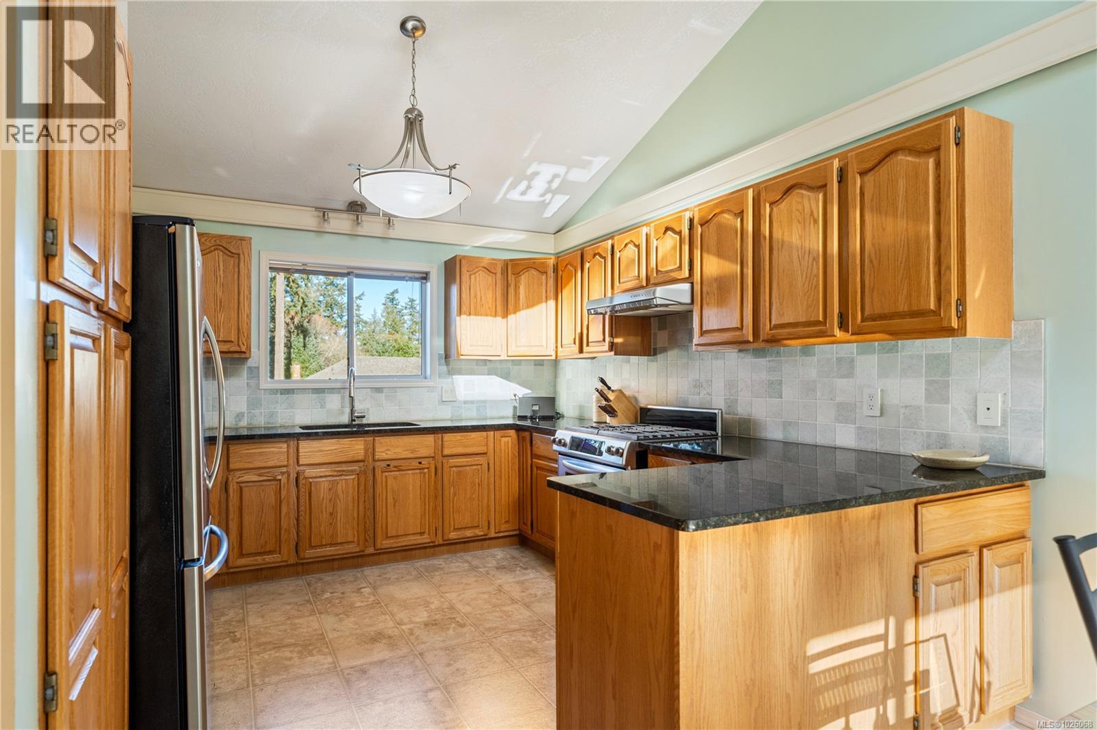  4381 Parkwood Terrace, Saanich