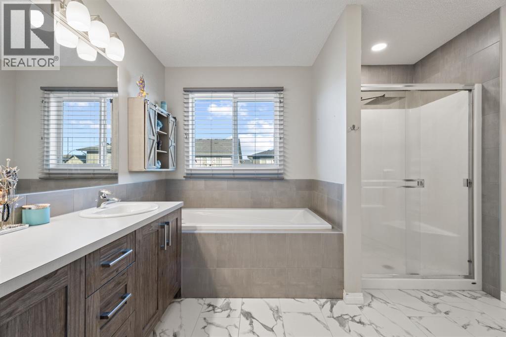 
          178 Buckskin Way
            <br/>
            <span>Cochrane</span>
            , 
            <span>AB</span>
             <span>T4C2R7</span>
         - Photo 18