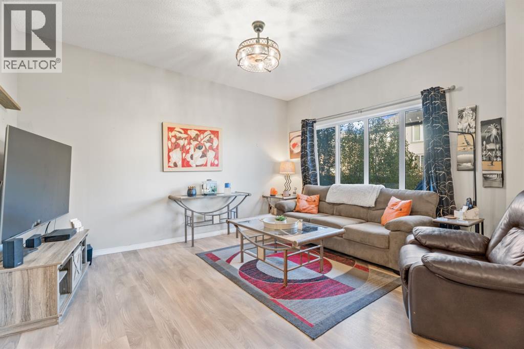 
          178 Buckskin Way
            <br/>
            <span>Cochrane</span>
            , 
            <span>AB</span>
             <span>T4C2R7</span>
         - Photo 6