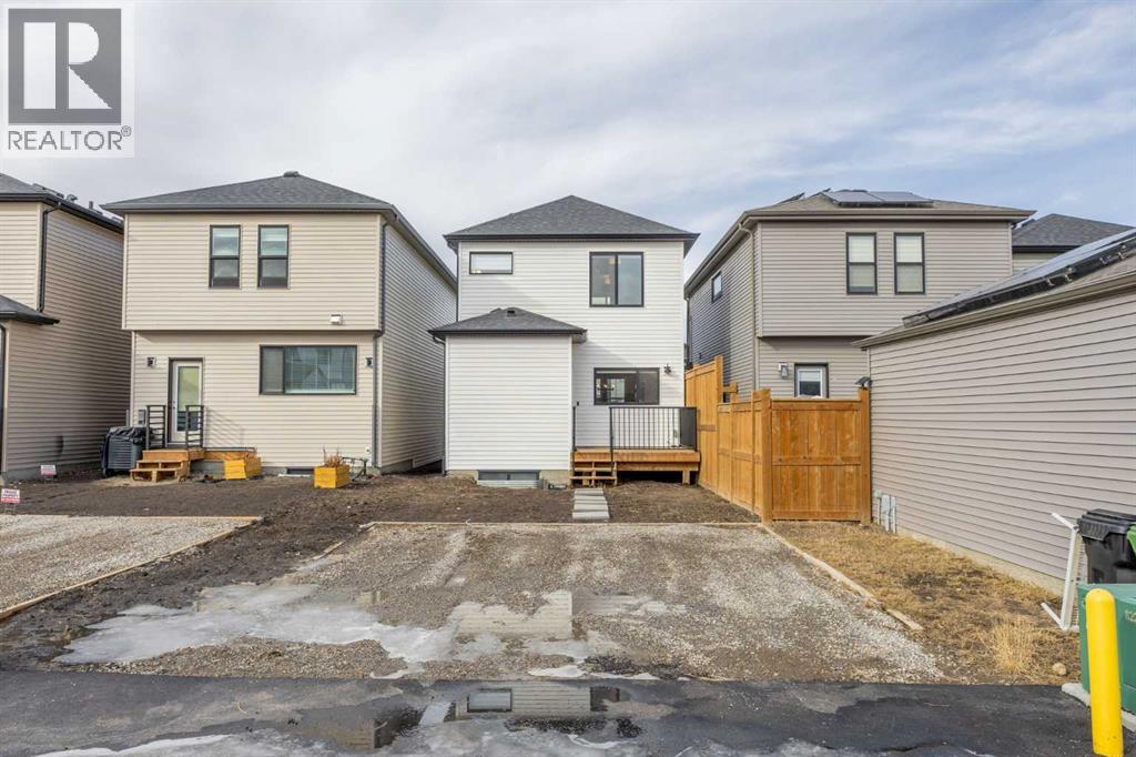 
          211 Silverton Glen Crescent Southwest
            <br/>
            <span>Calgary</span>
            , 
            <span>AB</span>
             <span>T2X5C1</span>
         - Photo 37