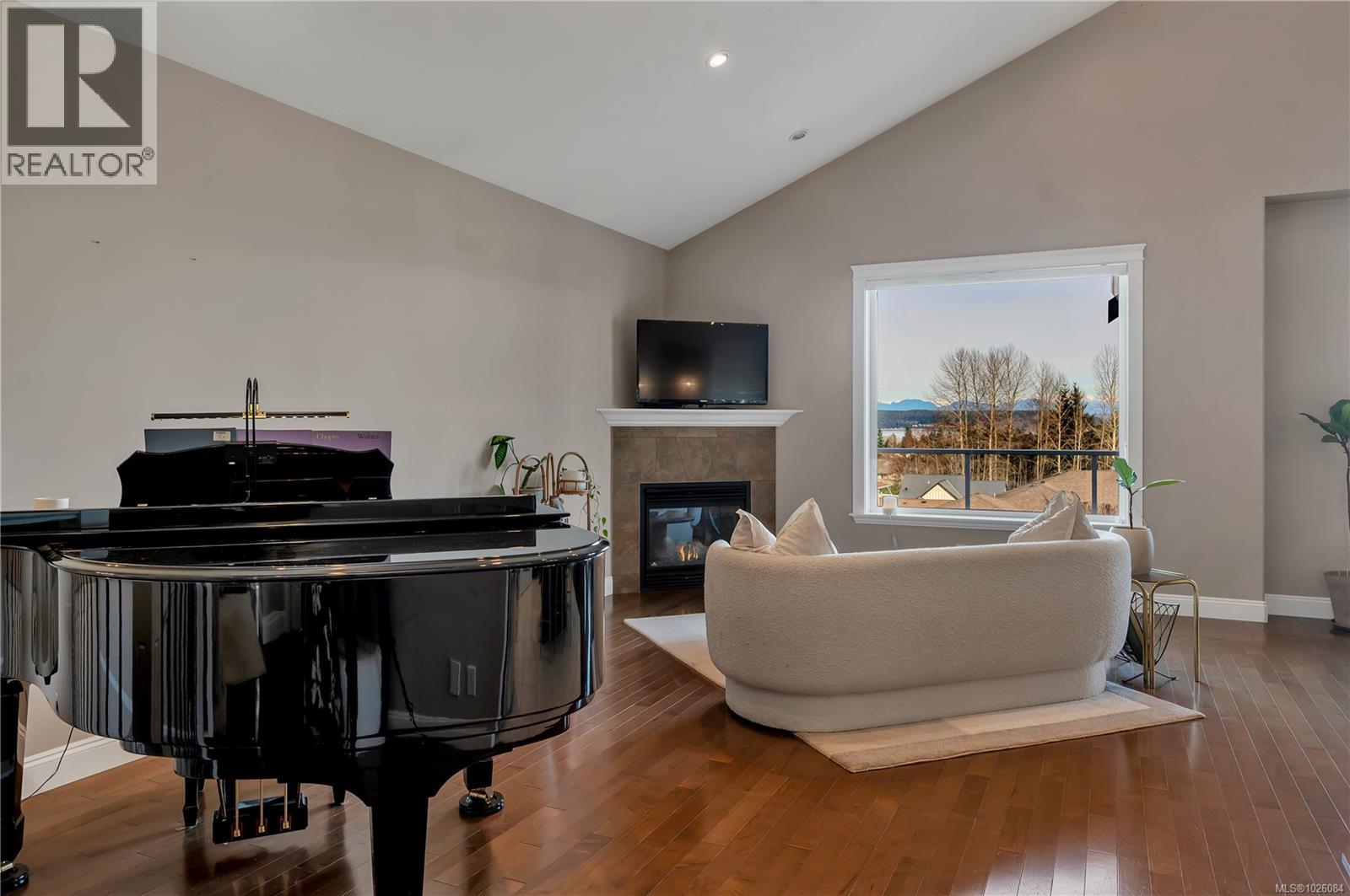 667 Nelson Rd, Campbell River