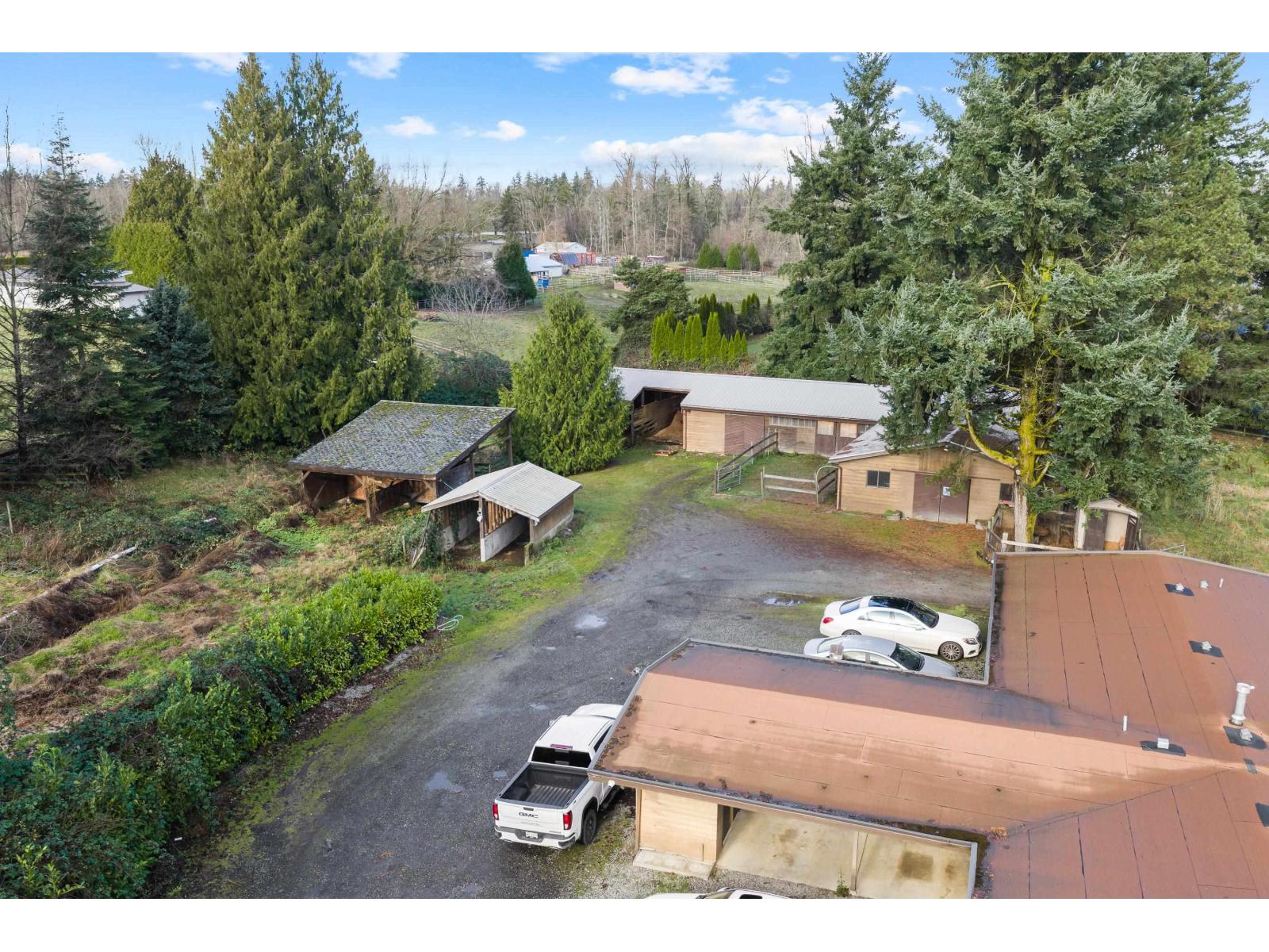 24733 16 AVENUE, Langley