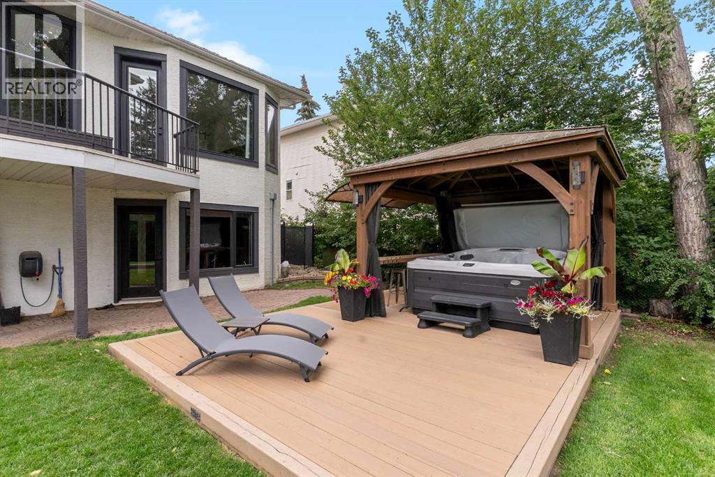 
          732 West Chestermere Drive
            <br/>
            <span>Chestermere</span>
            , 
            <span>AB</span>
             <span>T1X1B5</span>
         - Photo 34