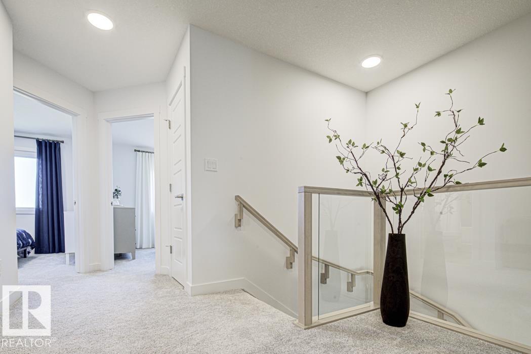 2263 194 ST NW, Edmonton