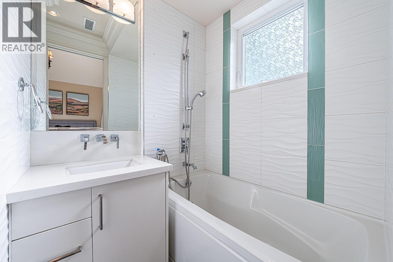 3178 W 23RD AVENUE, Vancouver