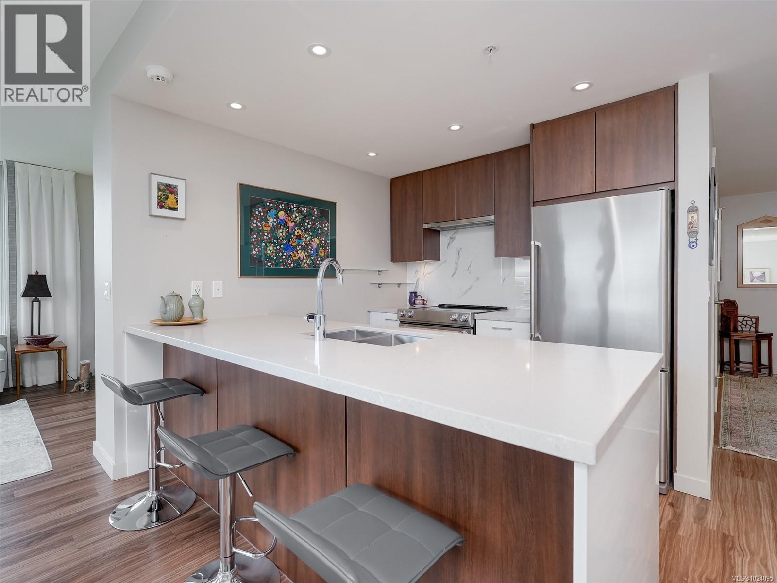 1303 777 Belleville Street, Victoria