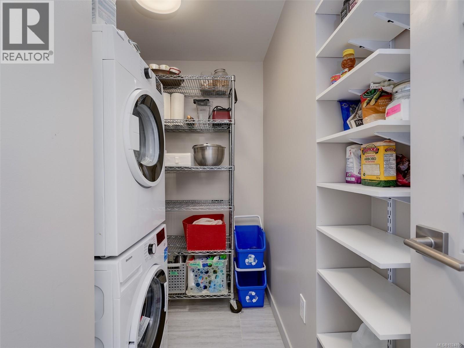 1303 777 Belleville Street, Victoria