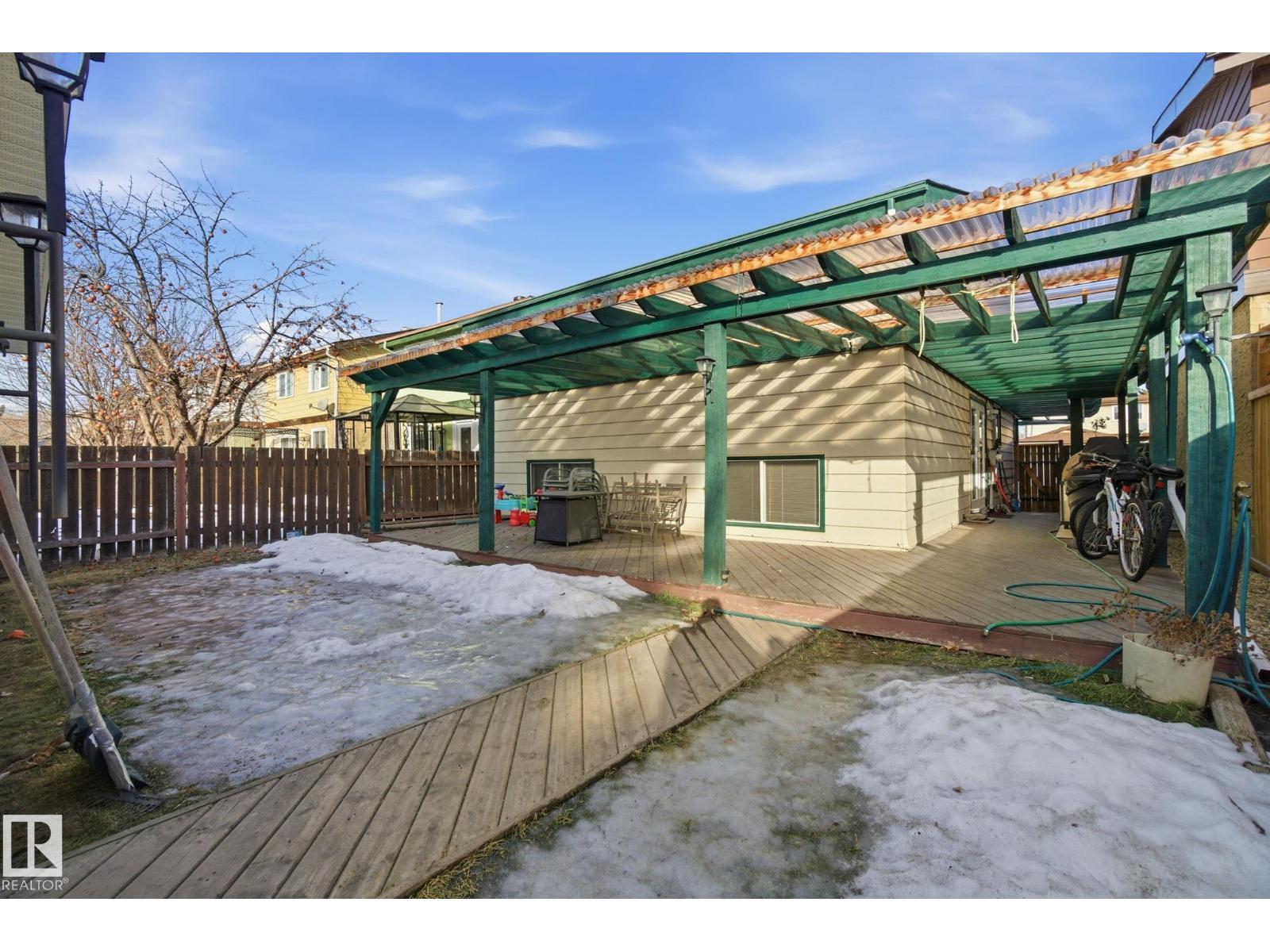 17923 77 AV NW, Edmonton