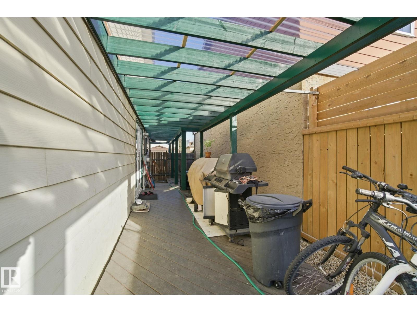 17923 77 AV NW, Edmonton