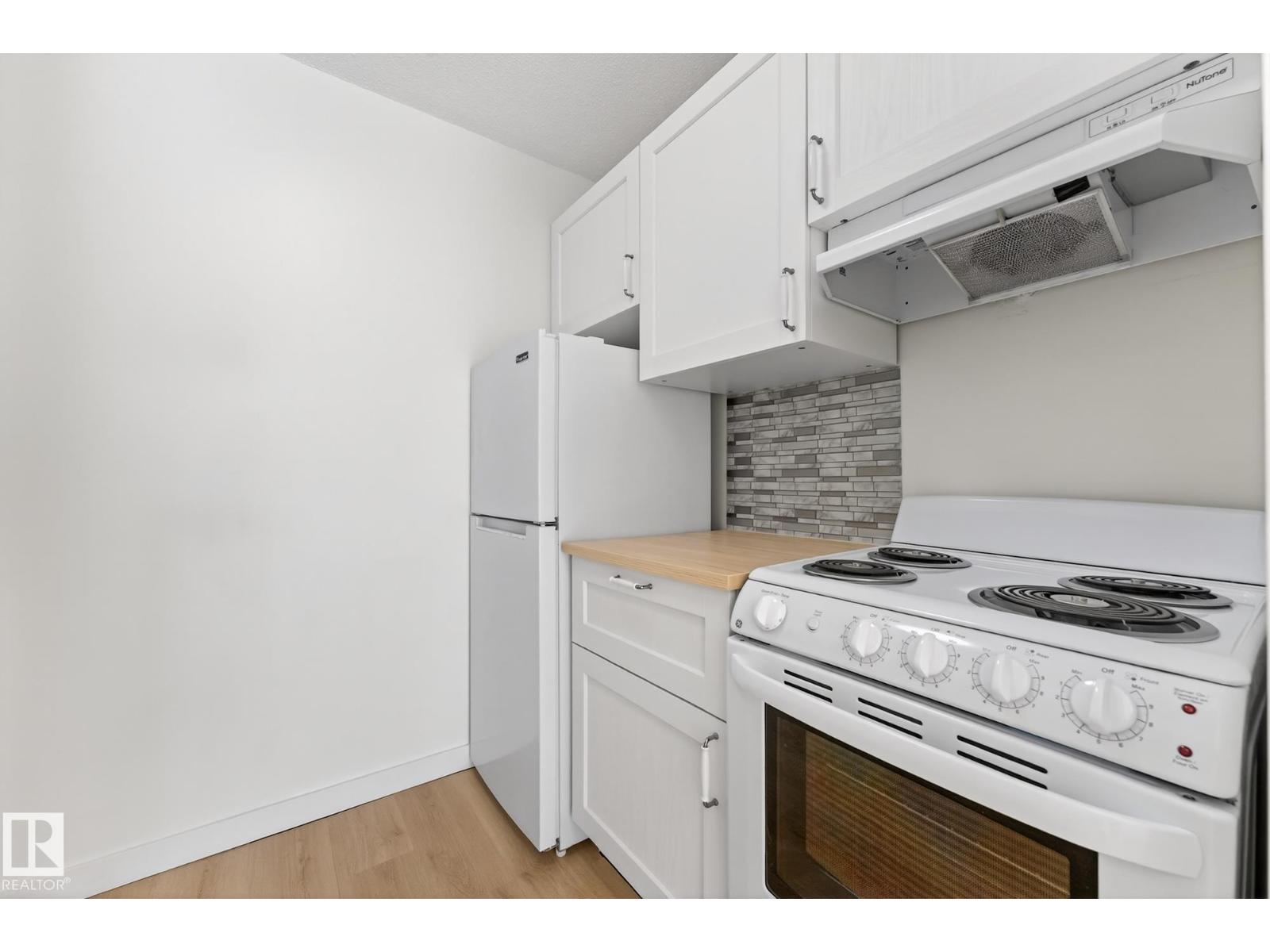 #207 11007 83 AV NW, Edmonton