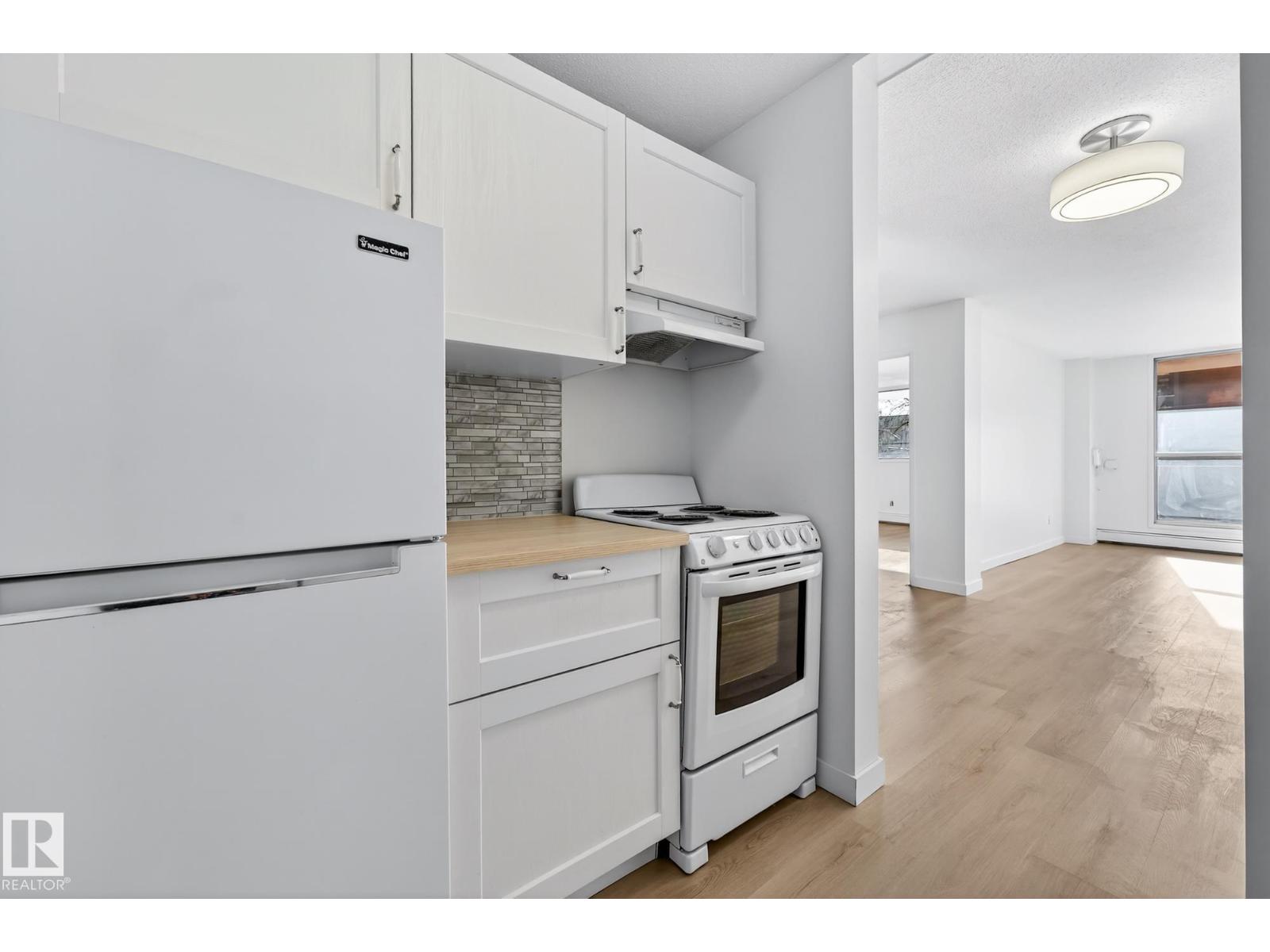 #207 11007 83 AV NW, Edmonton