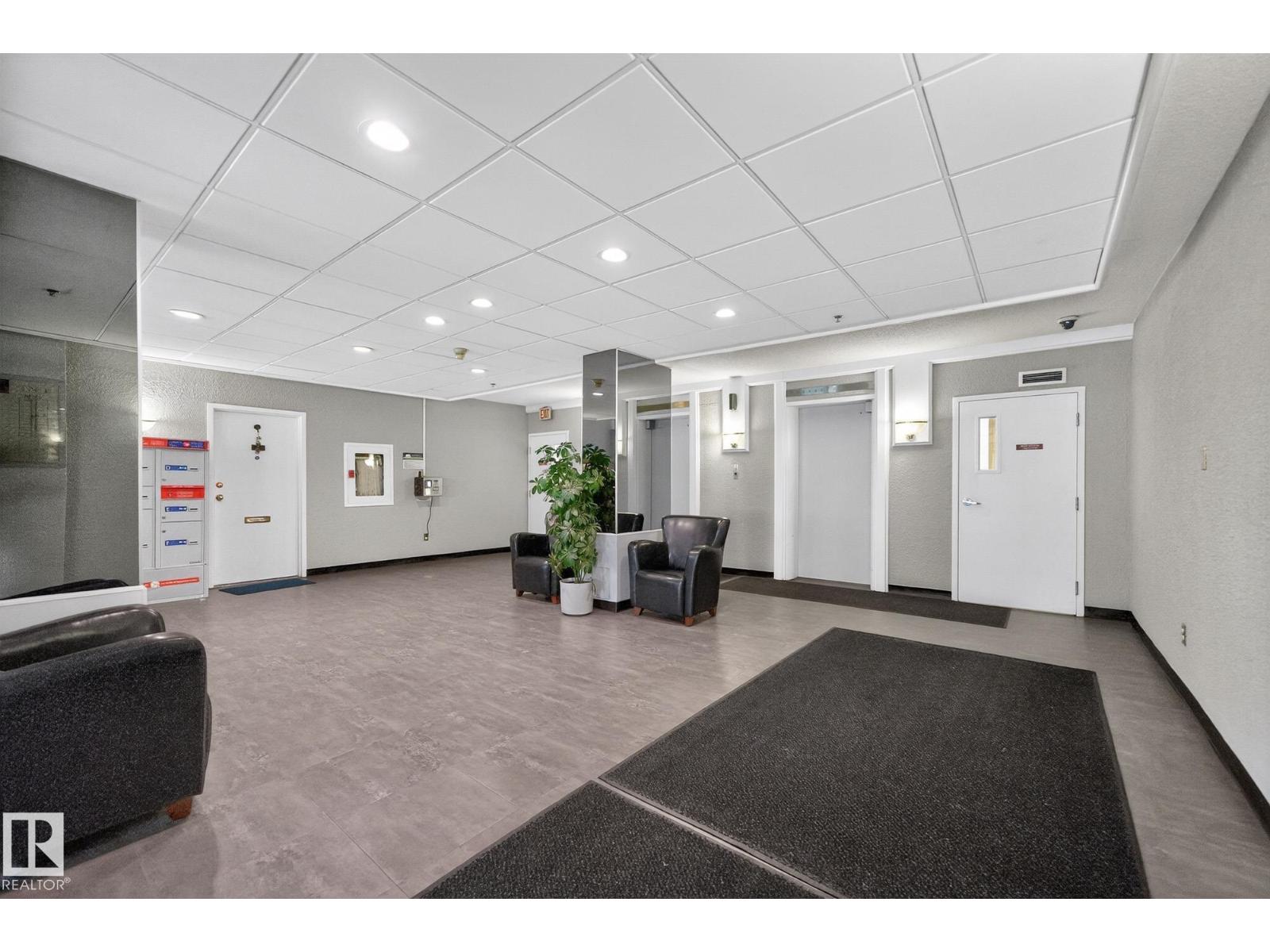 #207 11007 83 AV NW, Edmonton