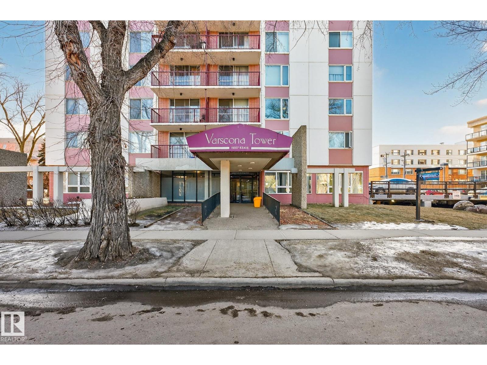 #207 11007 83 AV NW, Edmonton