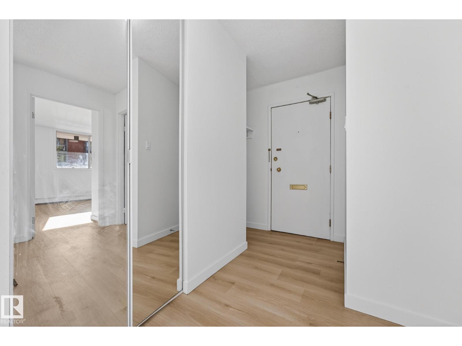 #207 11007 83 AV NW, Edmonton