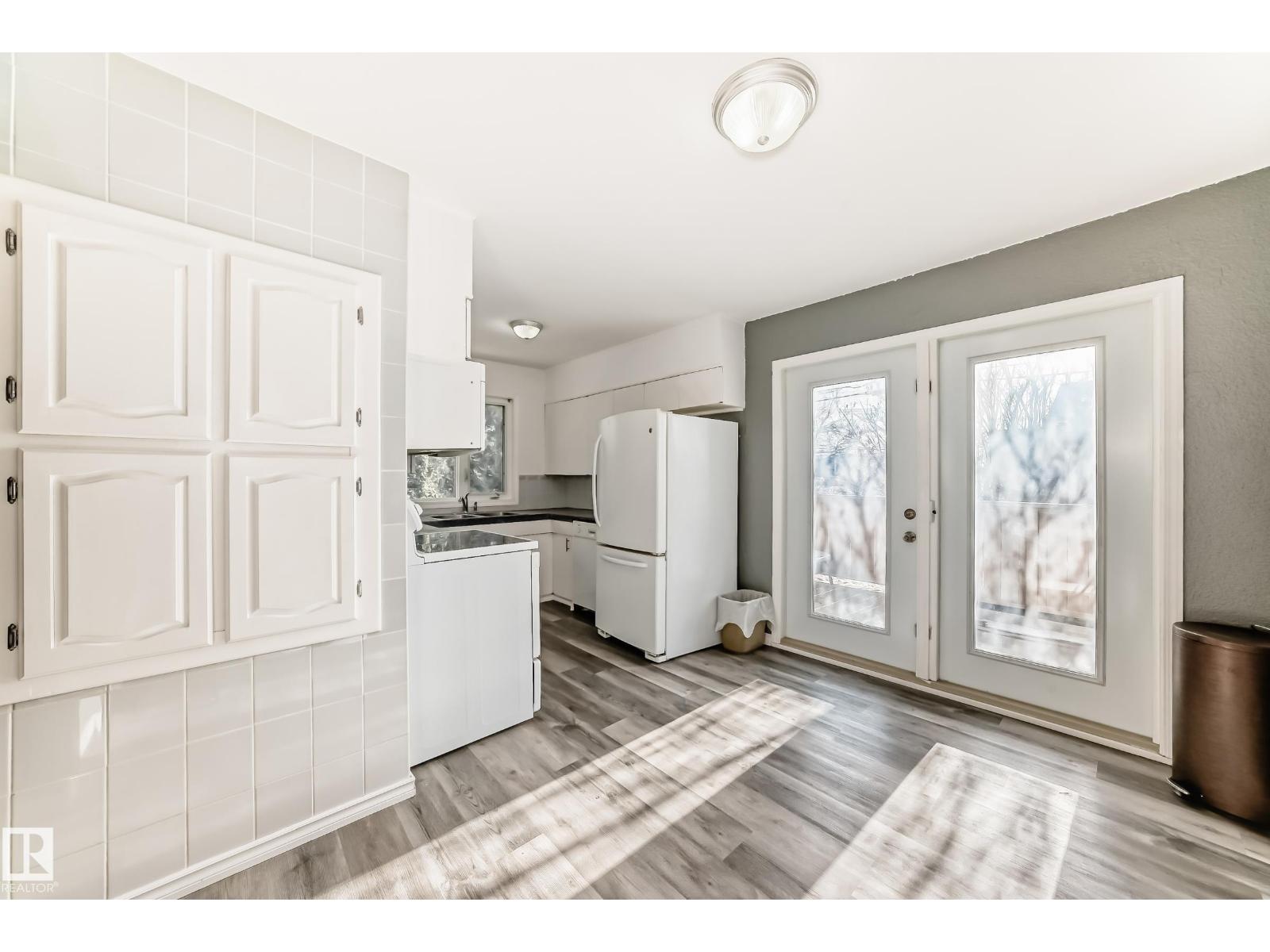 8639 64 AV NW NW, Edmonton