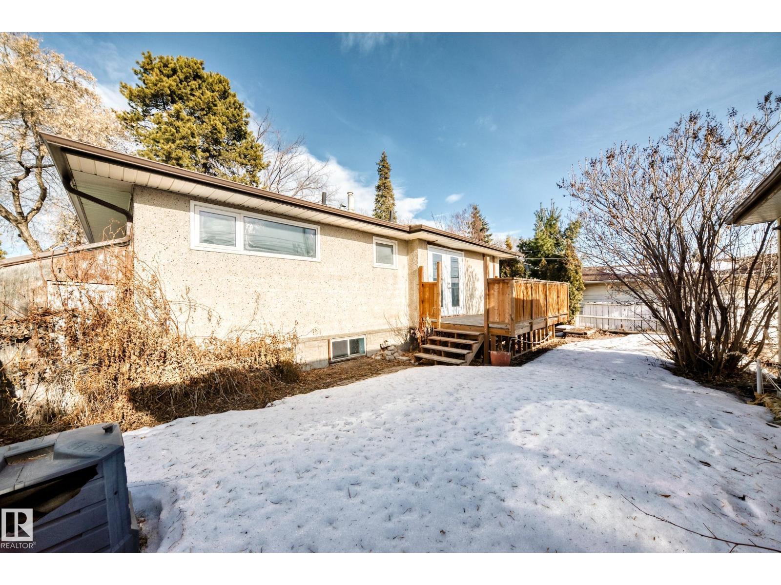 8639 64 AV NW NW, Edmonton