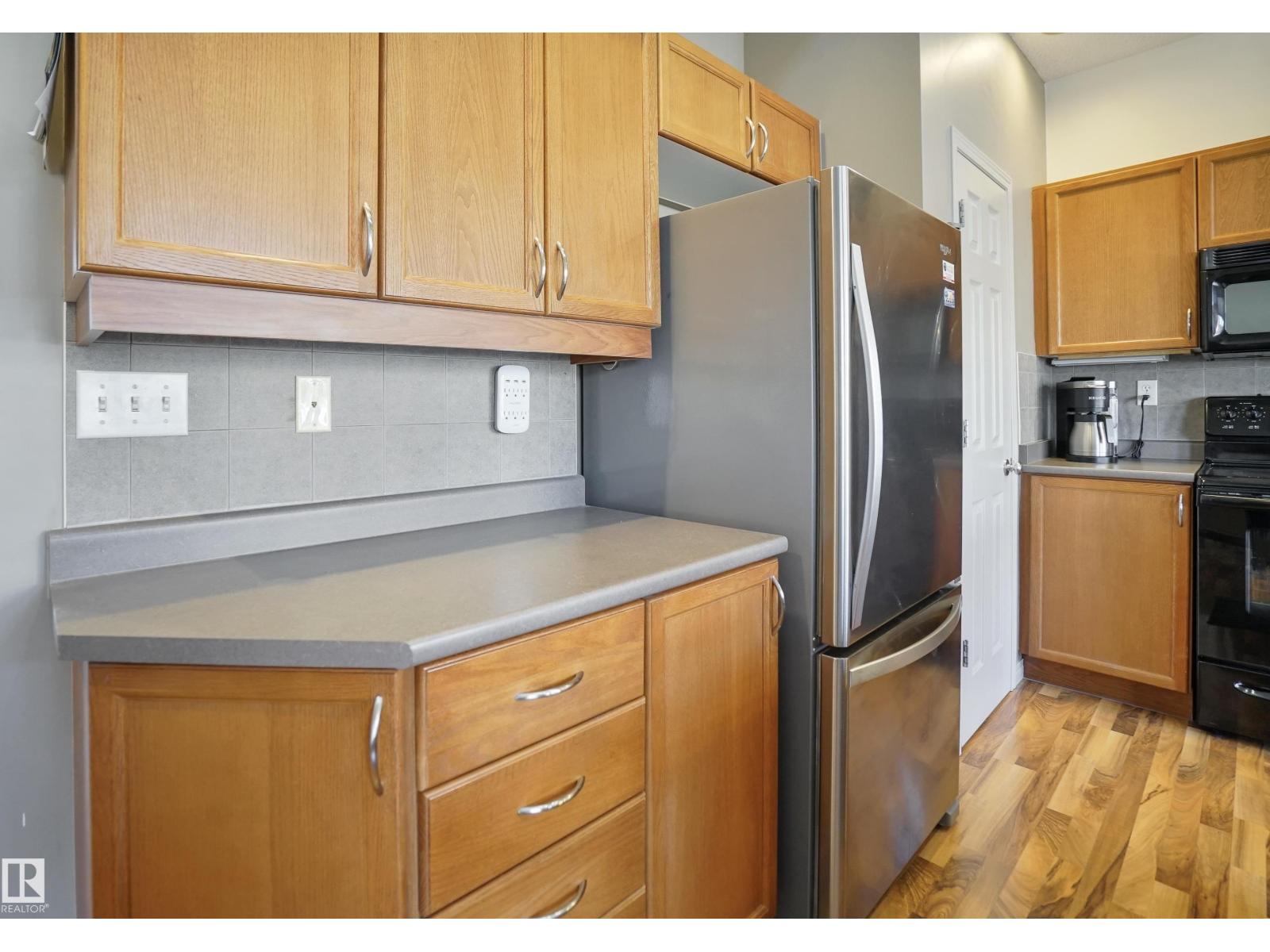 #23 4821 TERWILLEGAR CM NW - 4