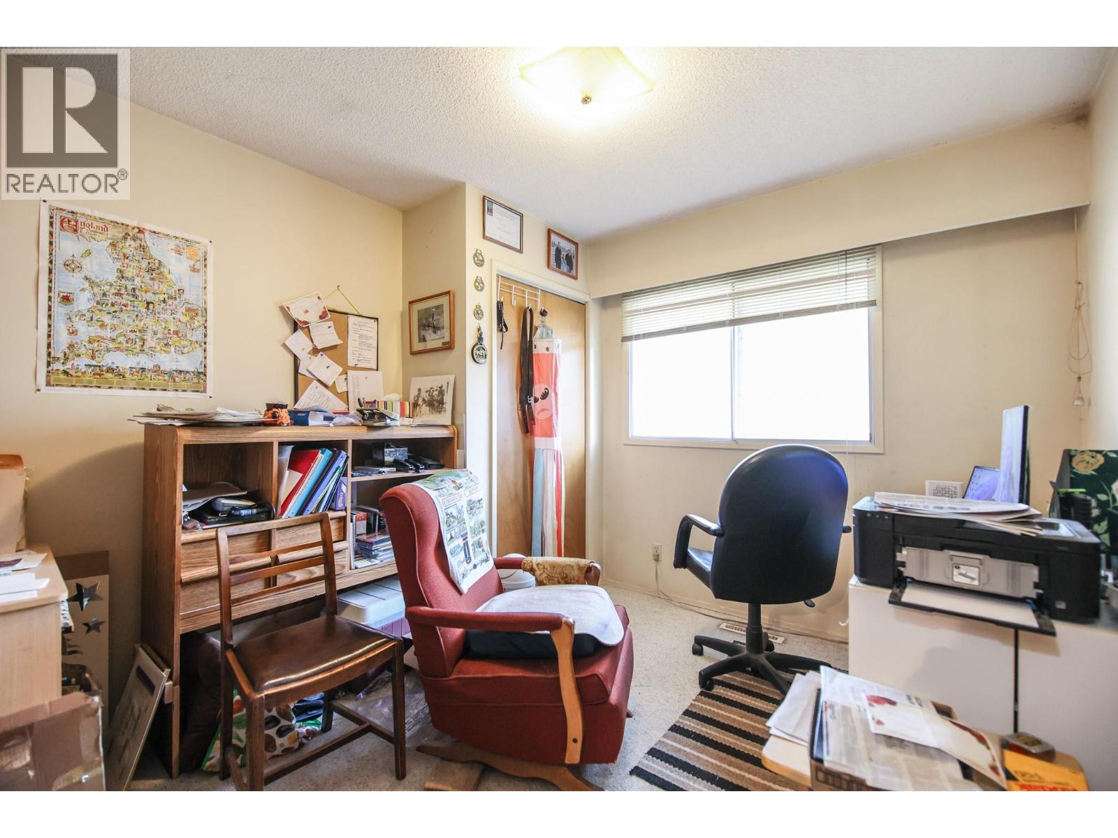 698 Green Lake Road, Oliver