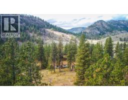 698 Green Lake Road, Oliver