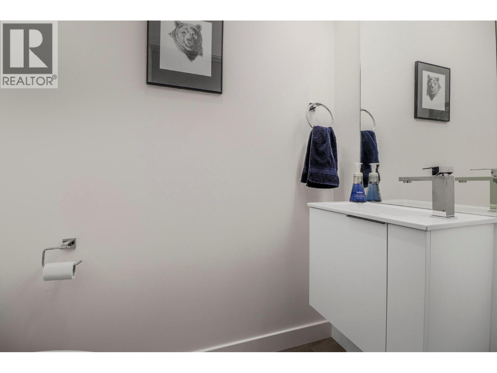 703 15A Crescent Unit# 15, Invermere