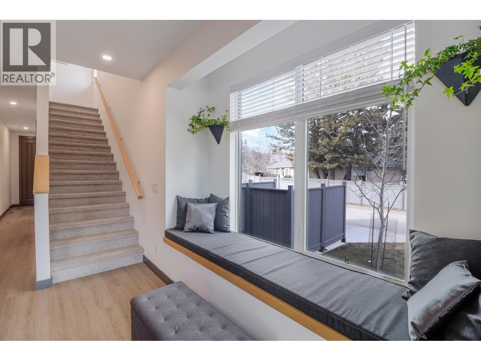 703 15A Crescent Unit# 15, Invermere