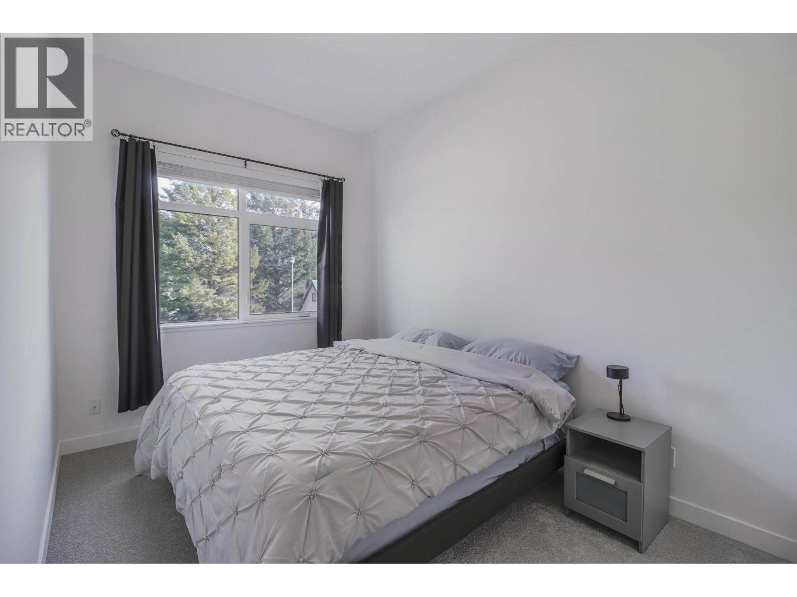 703 15A Crescent Unit# 15, Invermere