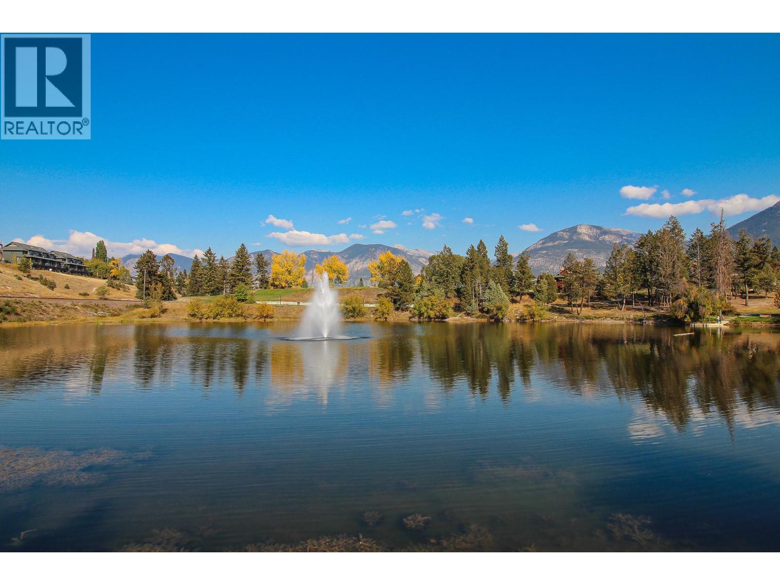 703 15A Crescent Unit# 15, Invermere