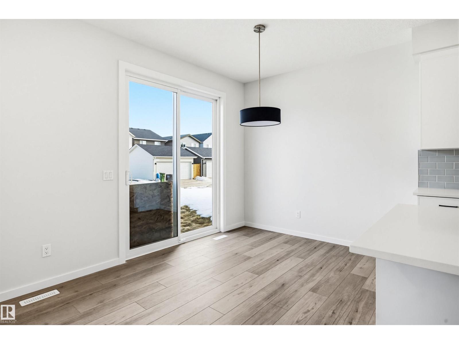 17351 3 ST NW, Edmonton