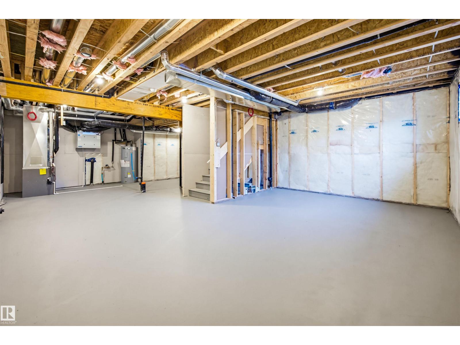 17351 3 ST NW, Edmonton