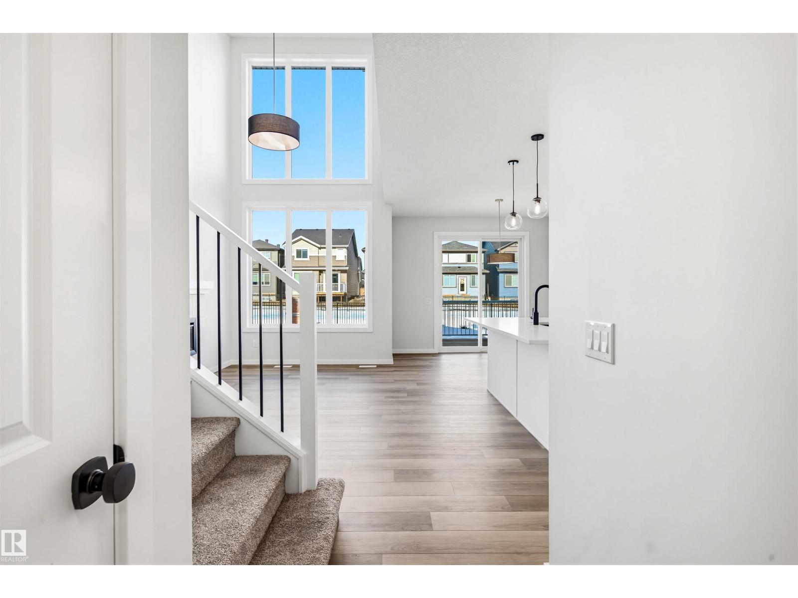 22812 82 AV NW, Edmonton