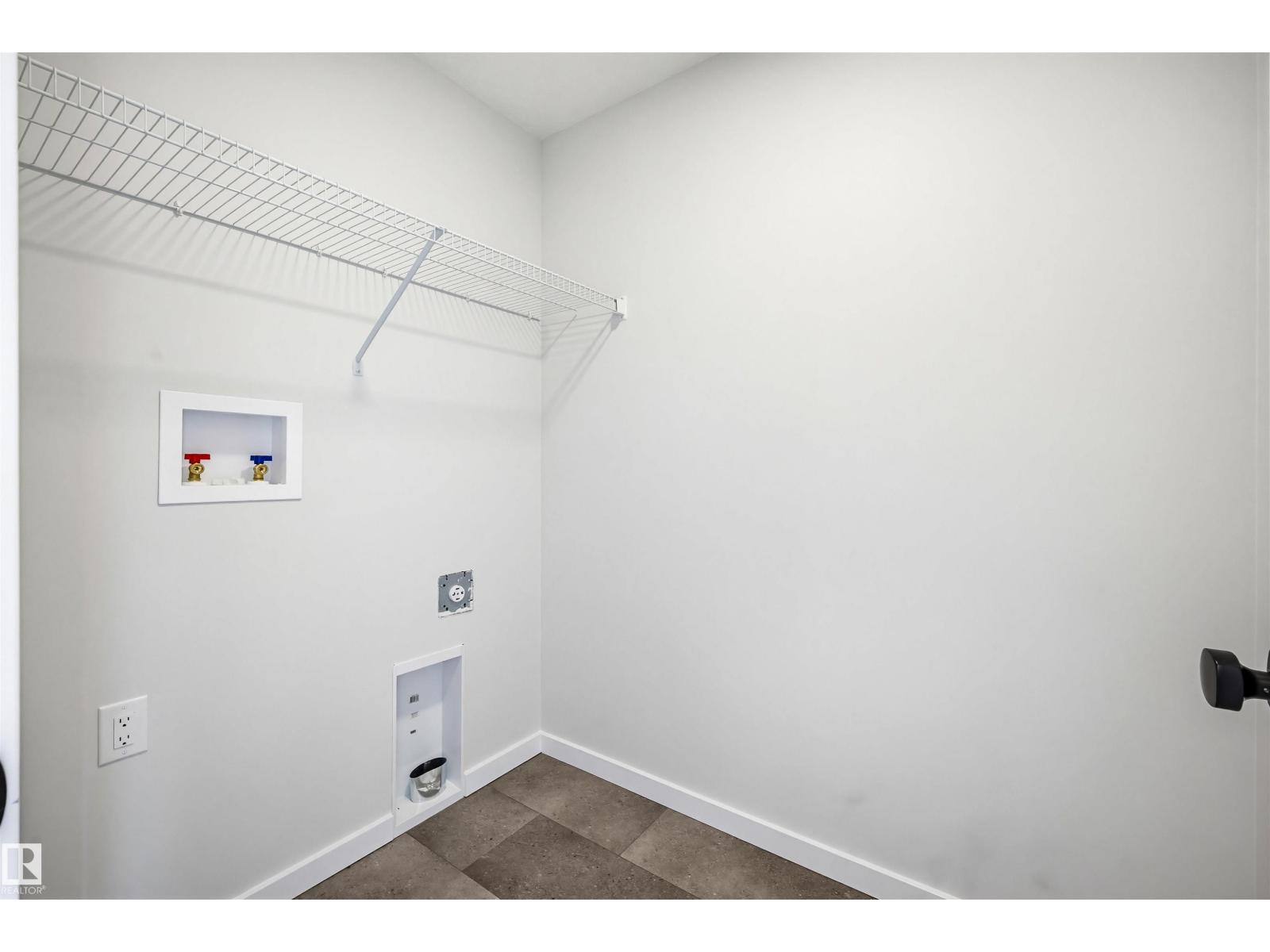 22812 82 AV NW, Edmonton