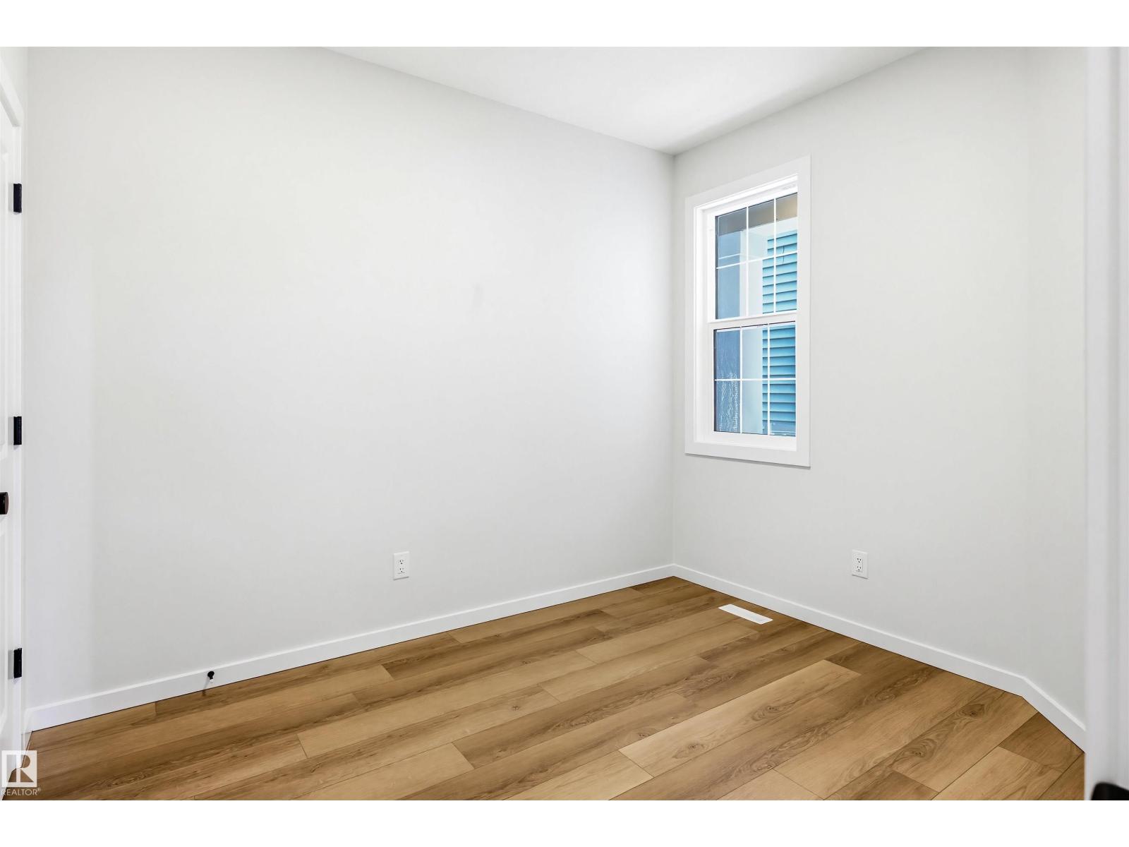 22812 82 AV NW, Edmonton