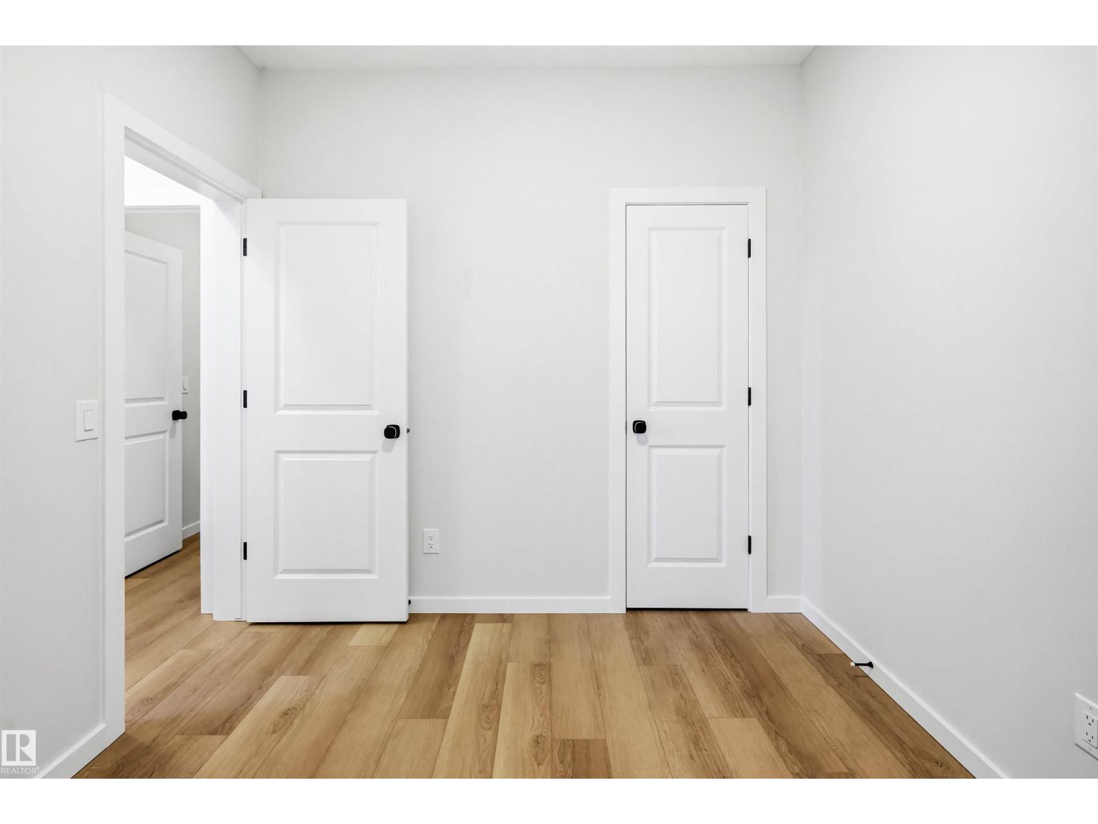 22812 82 AV NW, Edmonton