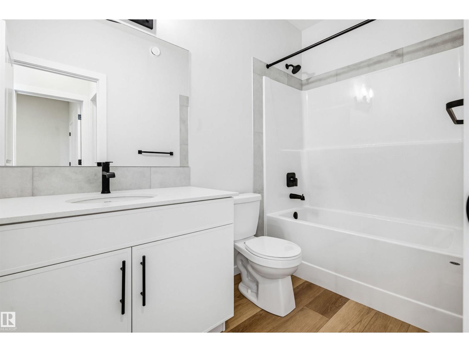 22812 82 AV NW, Edmonton