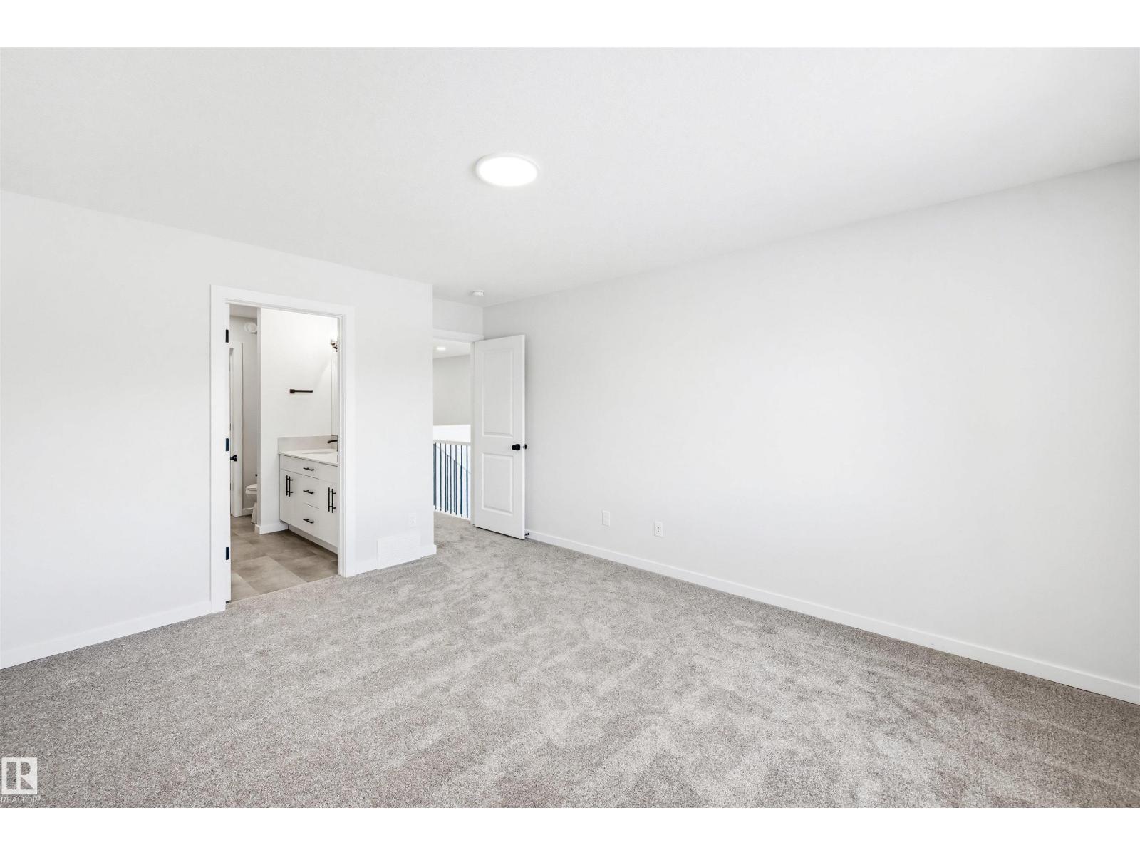 22812 82 AV NW, Edmonton