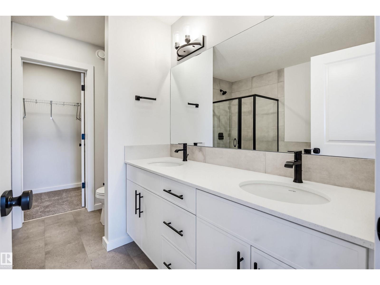 22812 82 AV NW, Edmonton