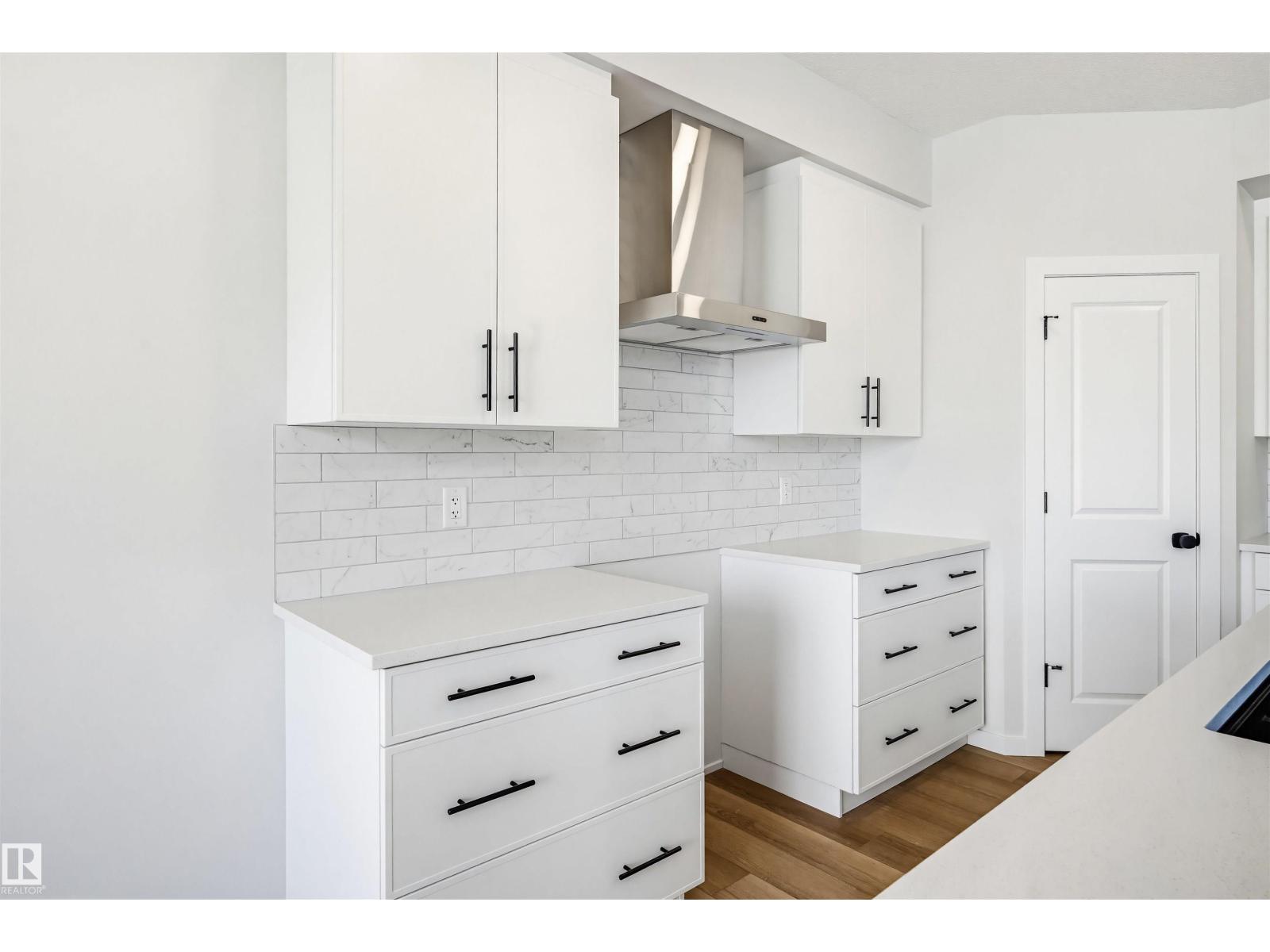 22812 82 AV NW, Edmonton