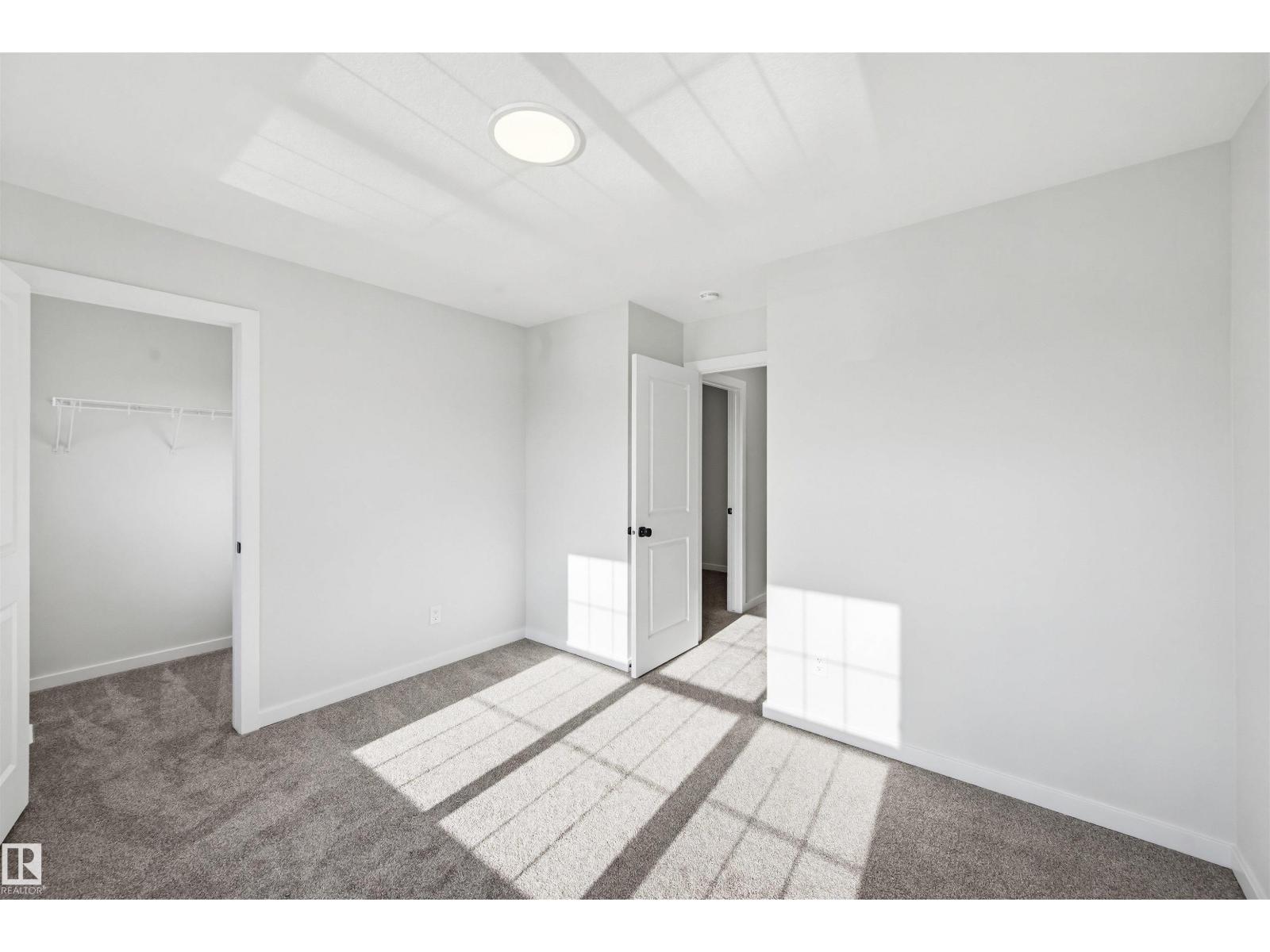 22812 82 AV NW, Edmonton