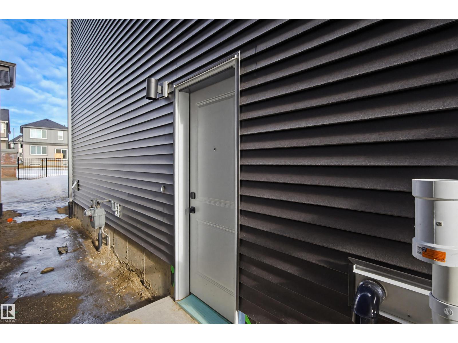 22812 82 AV NW, Edmonton