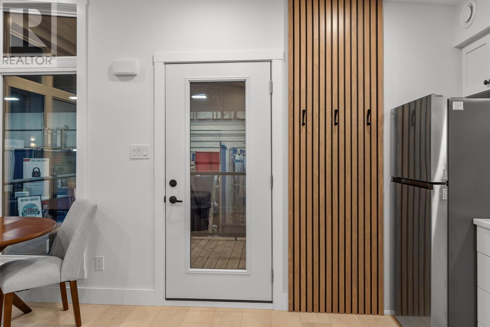 17 MYRTLE STREET - 13