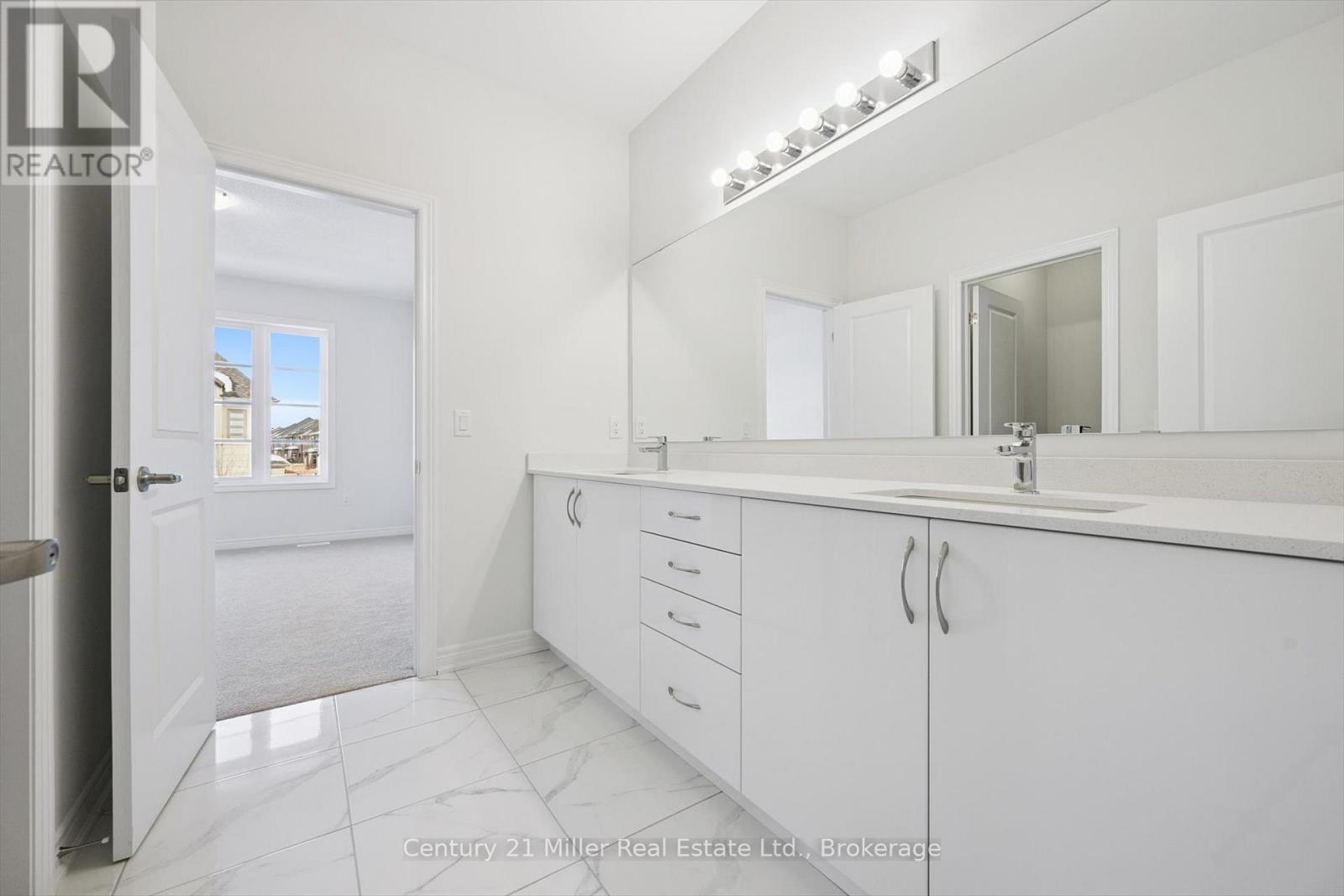 3266 MILLICENT AVENUE - 34